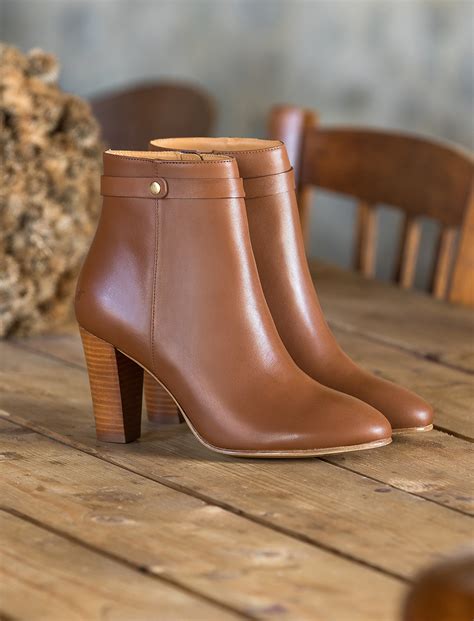 bottes fendi talon|Bottes et bottines de luxe pour Femme .